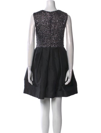 ML Monique Lhuillier Crew Neck Mini Dress