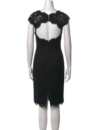 ML Monique Lhuillier Bateau Neckline Midi Length Dress