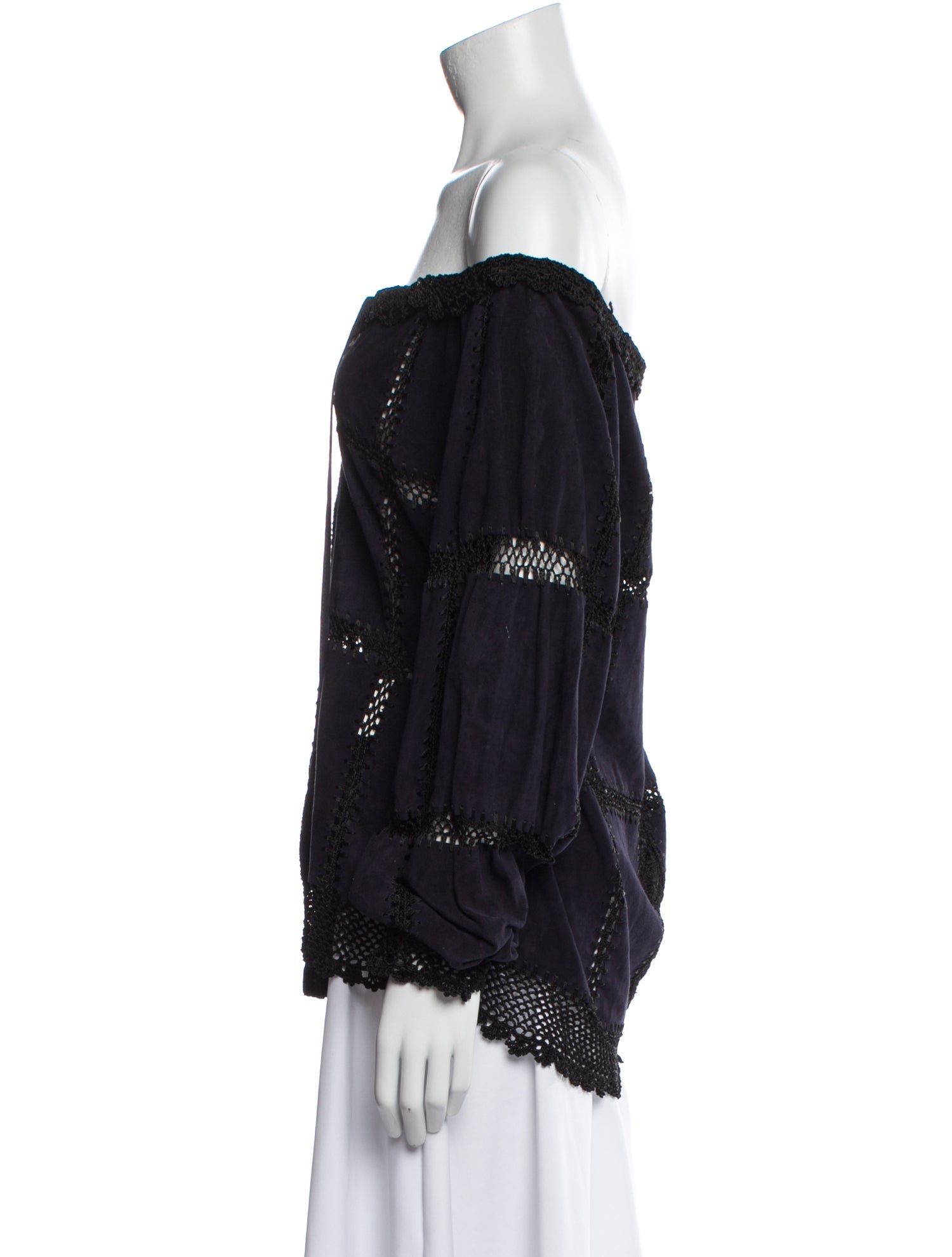 Mimi Liberte by Michel Klein Off-The-Shoulder Three-Quarter Sleeve Blouse