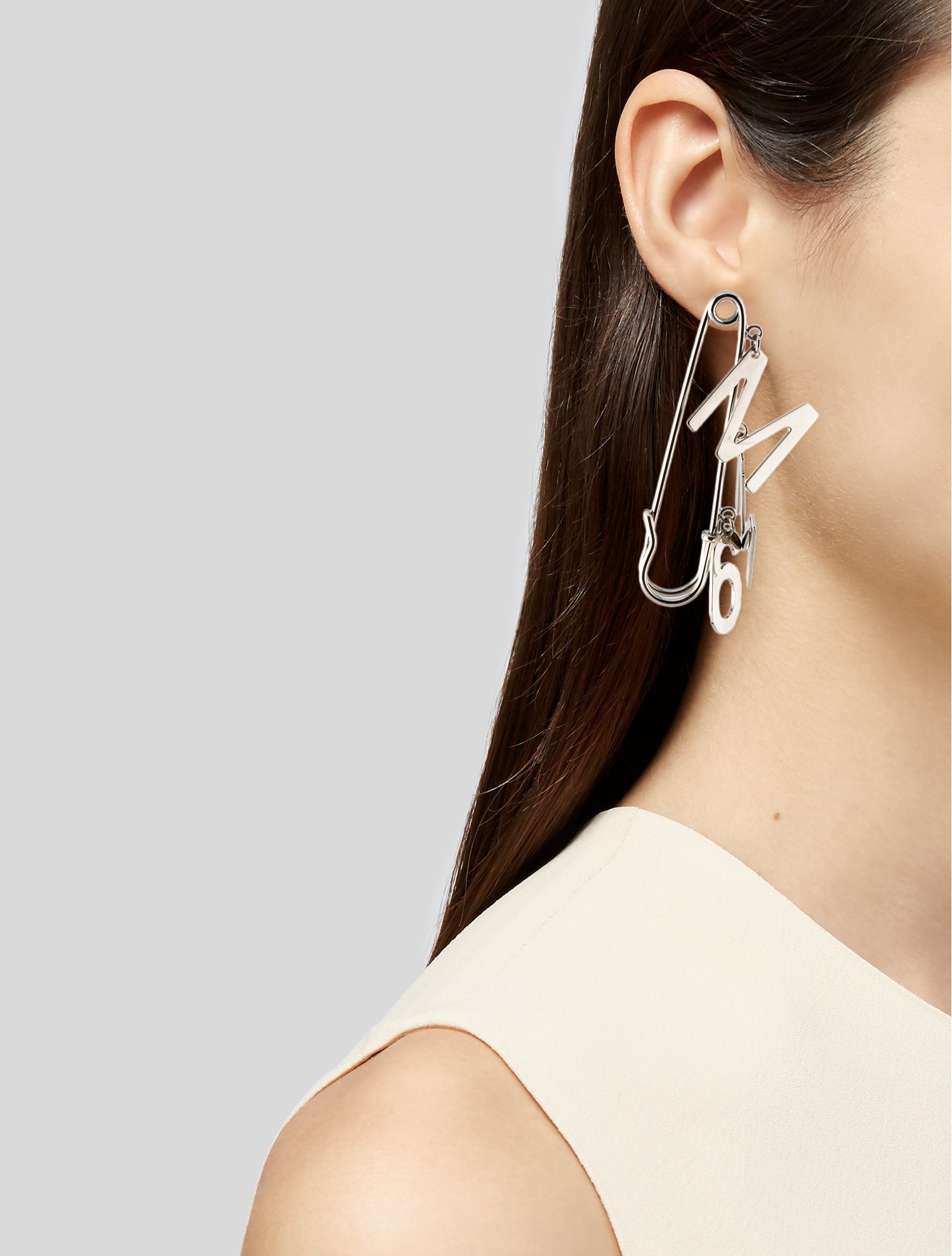 MM6 Maison Margiela Logo Brooch Single Earring - Brass Drop