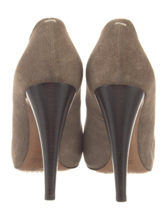 Maison Martin Margiela Suede Pumps