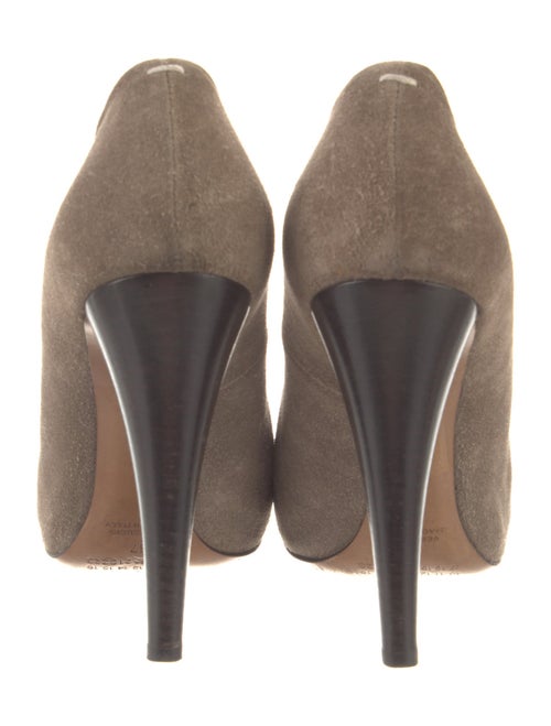 Maison Martin Margiela Suede Pumps
