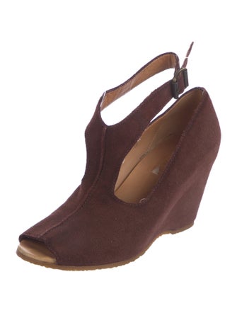 Maison Martin Margiela Suede T-Strap Pumps