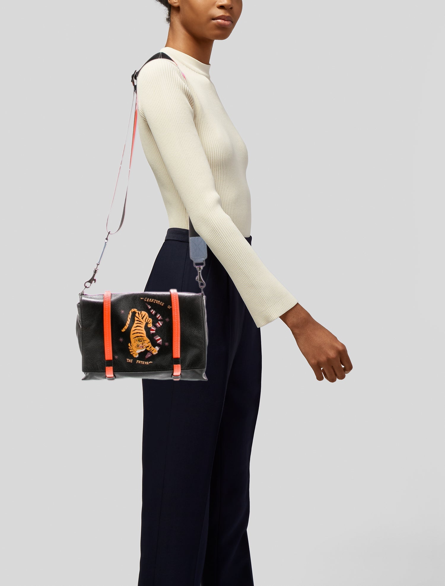 Min & Mon Leather Messenger Bag