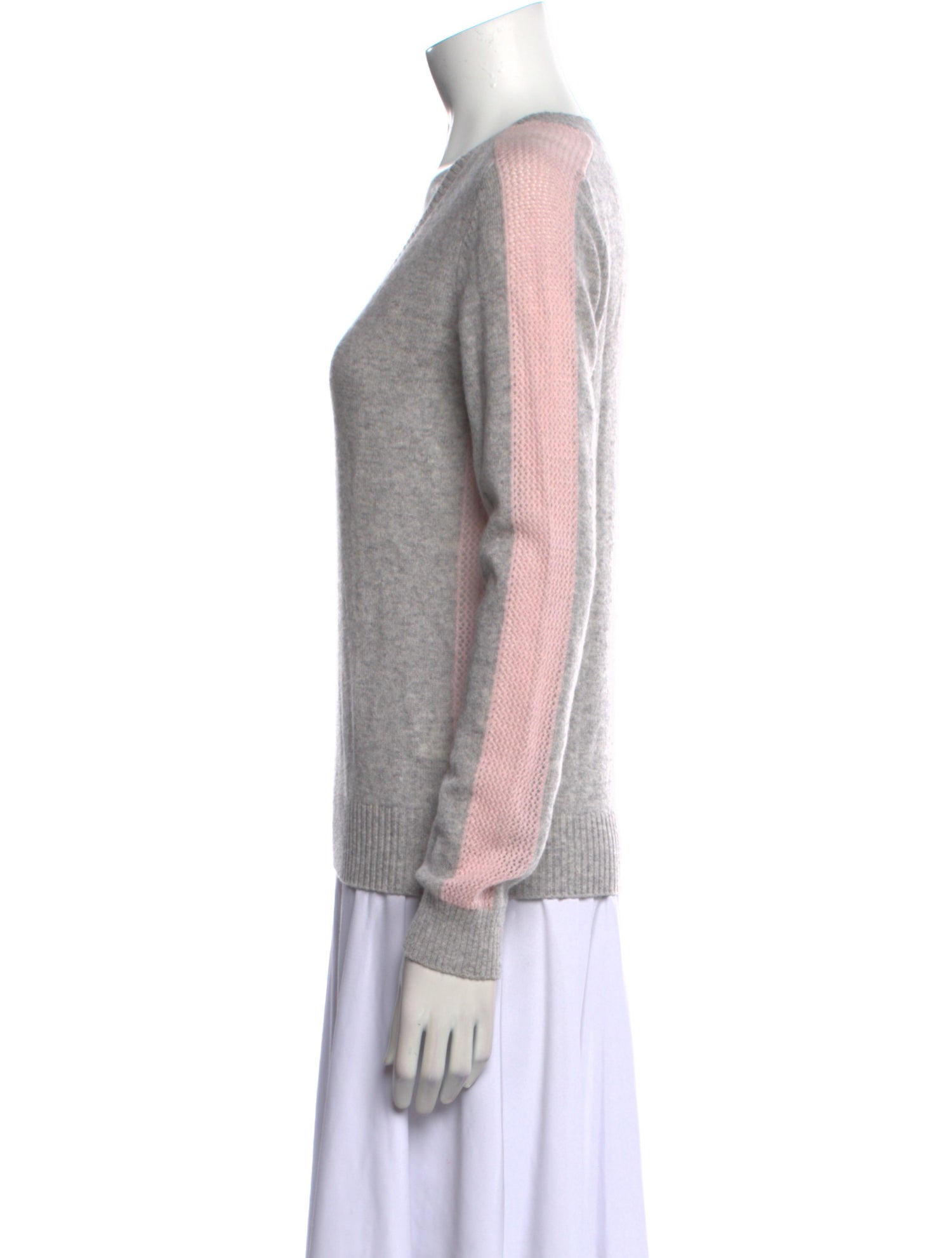 Minnie Rose Cashmere V-Neck Sweater