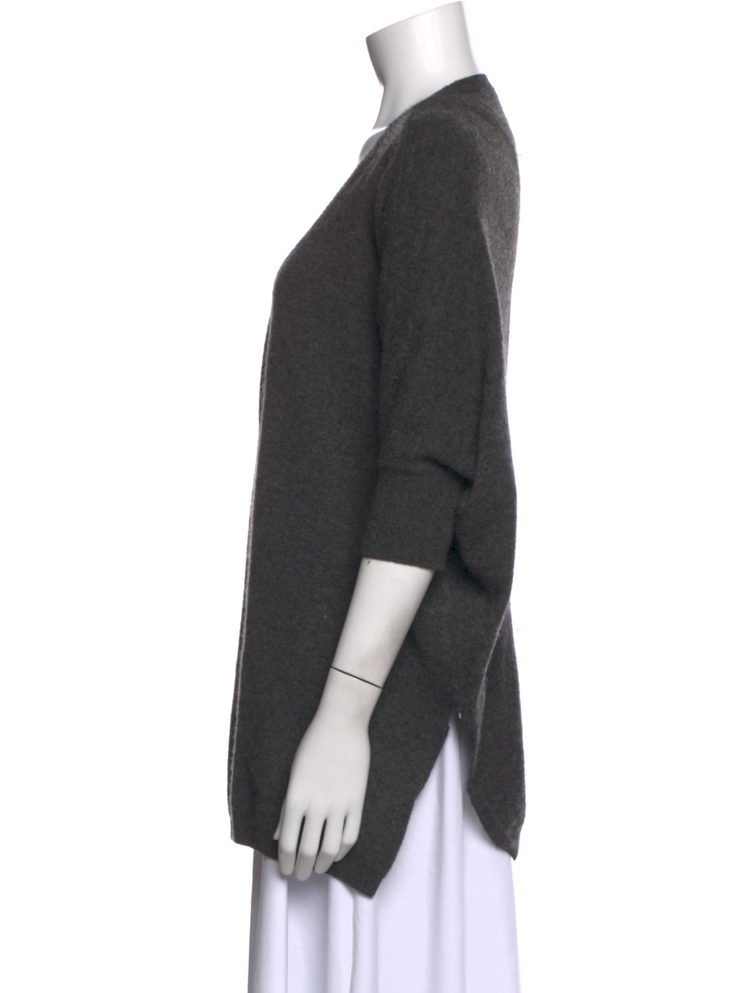Minnie Rose Cashmere V-Neck Sweater