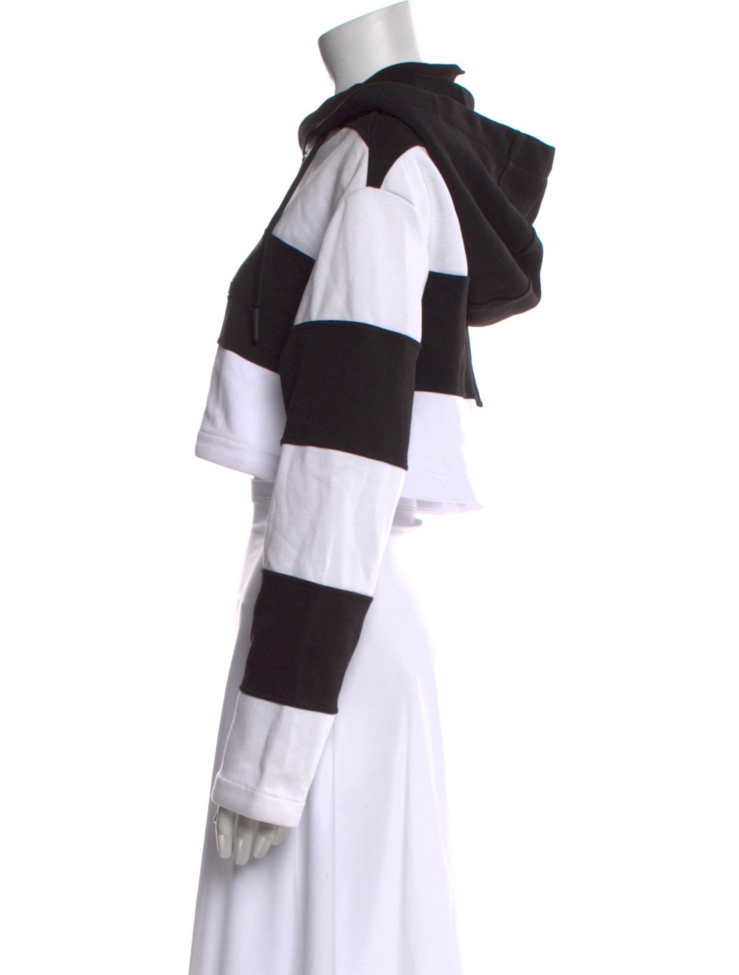 Moose Knuckles Colorblock Pattern Long Sleeve Crop Top