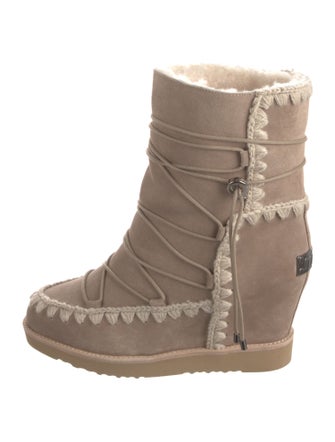 Mou Suede Whipstitch Trim Boots