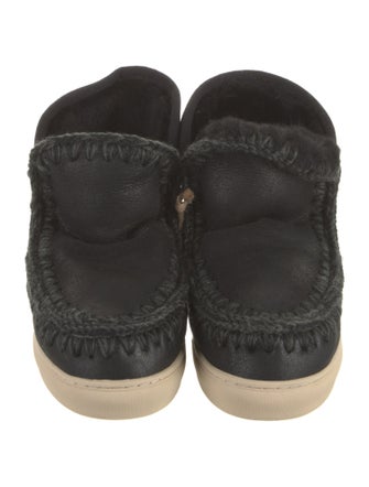 Mou Suede Embroidered Accent Boots