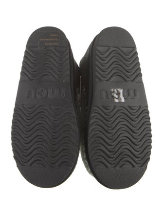 Mou Leather Embroidered Accent Boots