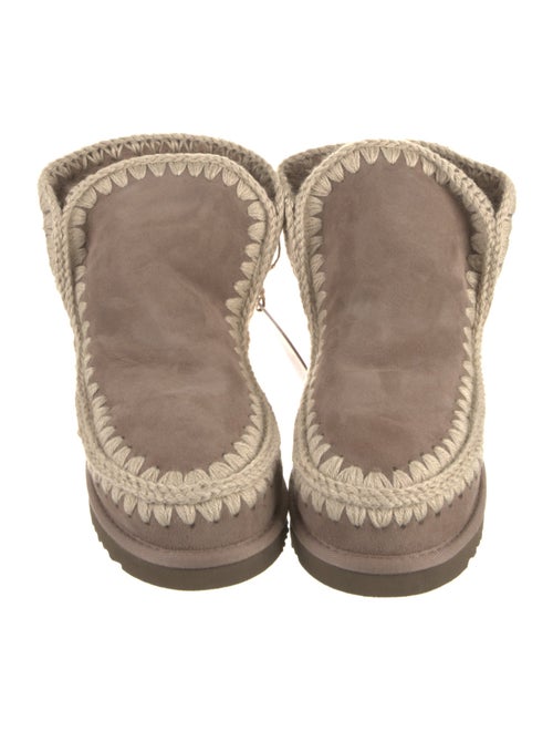 Mou Suede Embroidered Accent Boots