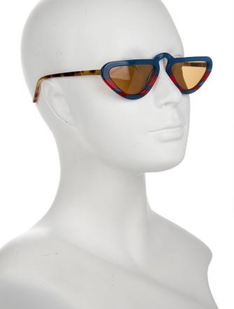 Man Repeller Unibrow Cat-Eye Sunglasses