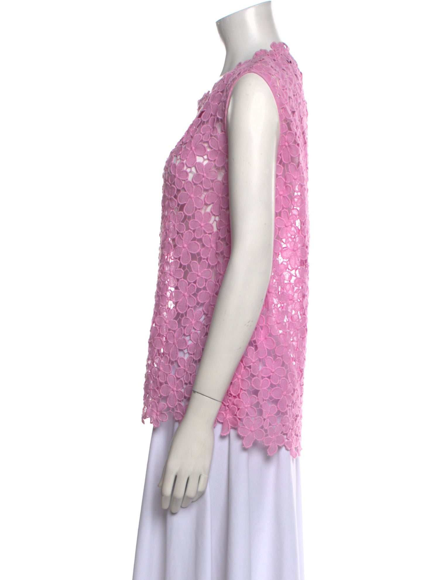 Maison Common Lace Pattern Crew Neck Top