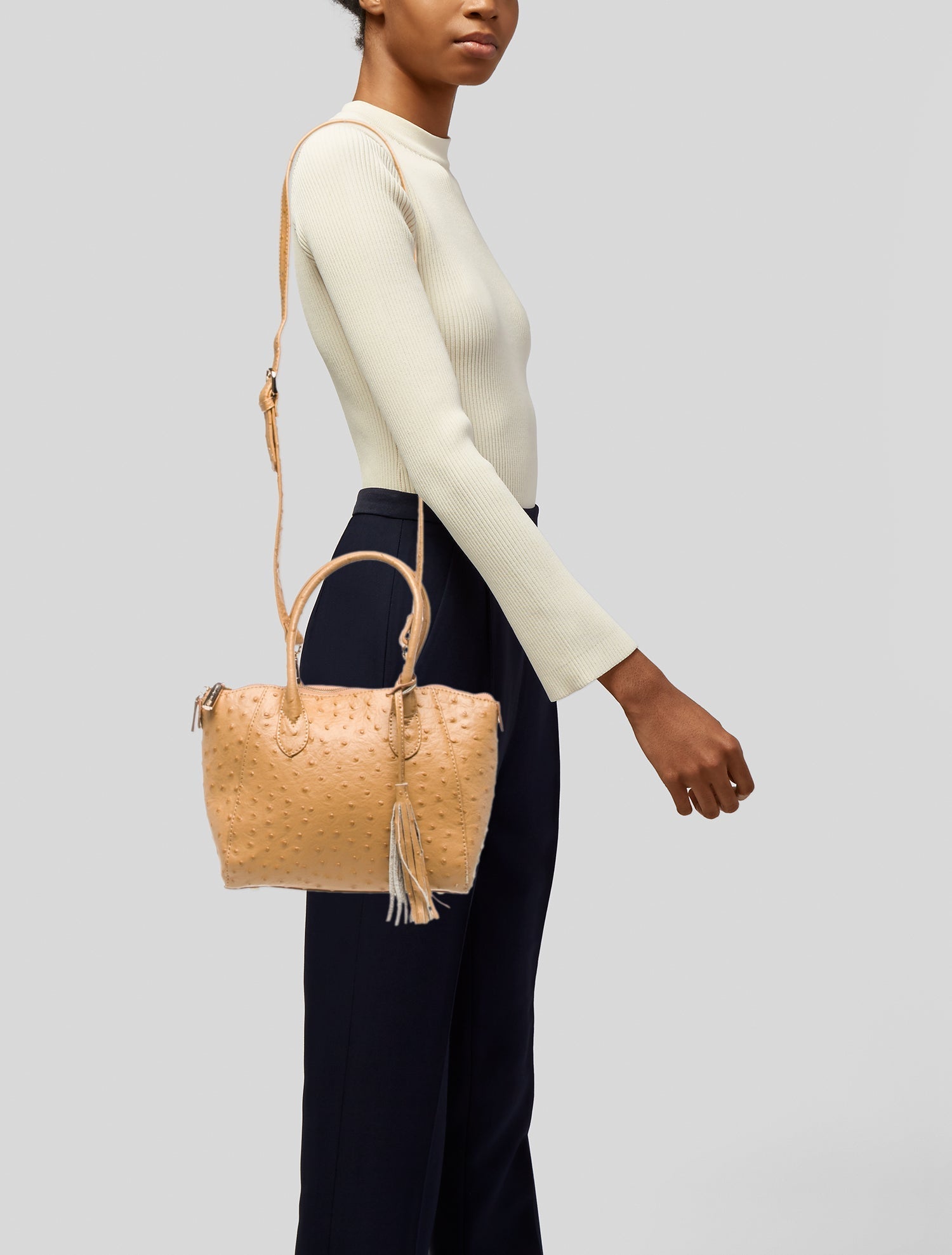 Muska Ostrich Bucket Bag