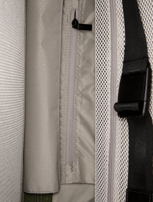 Monos Polycarbonate Carry-On