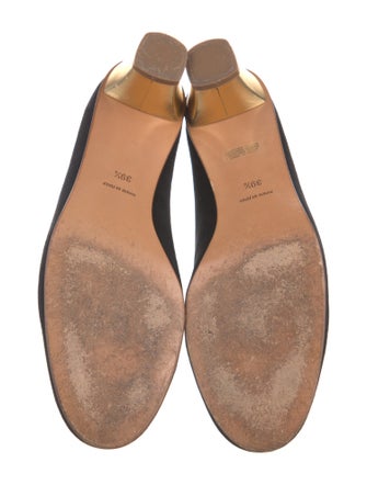 Martiniano Suede Pumps