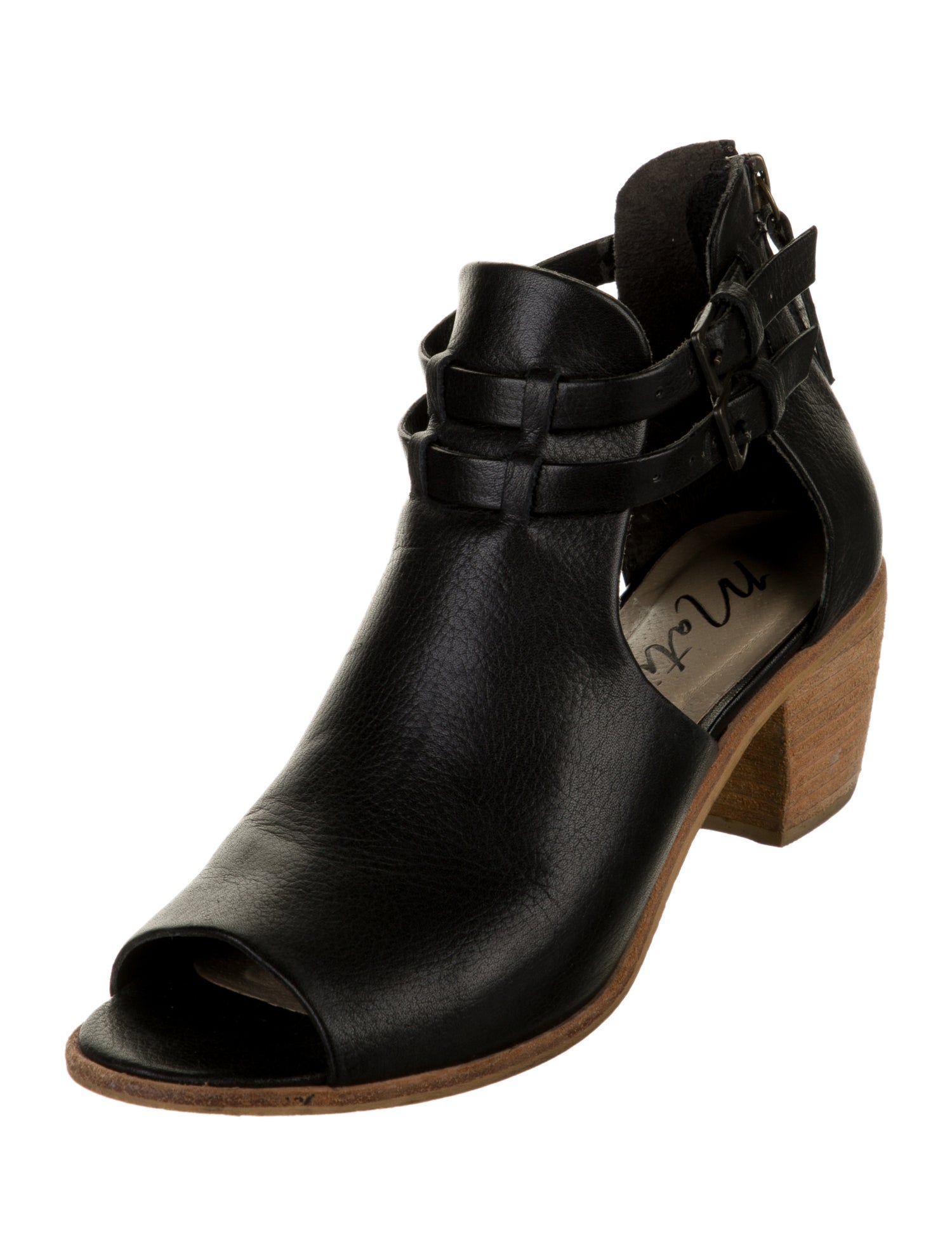 Matisse Leather T-Strap Pumps