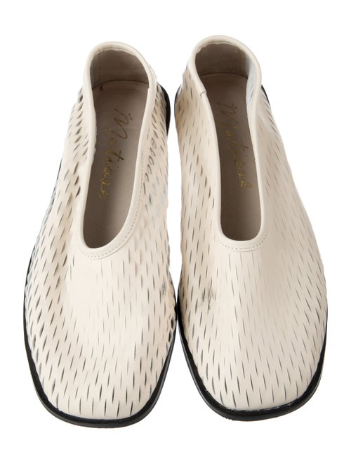 Matisse Leather Lasercut Accents Flats