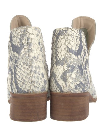 Matisse Coconuts by Matisse Embossed Leather Boots