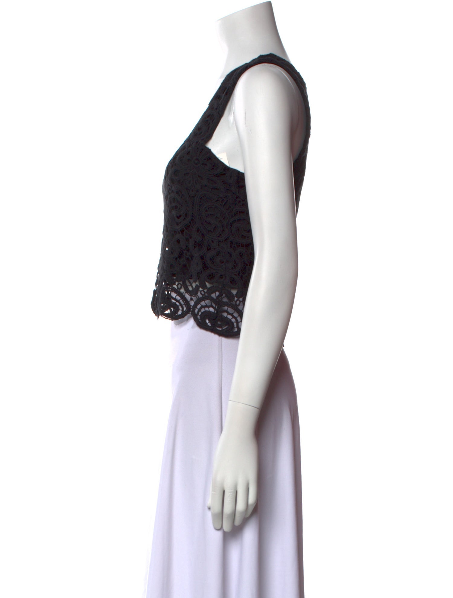 Miguelina Lace Pattern Scoop Neck Crop Top