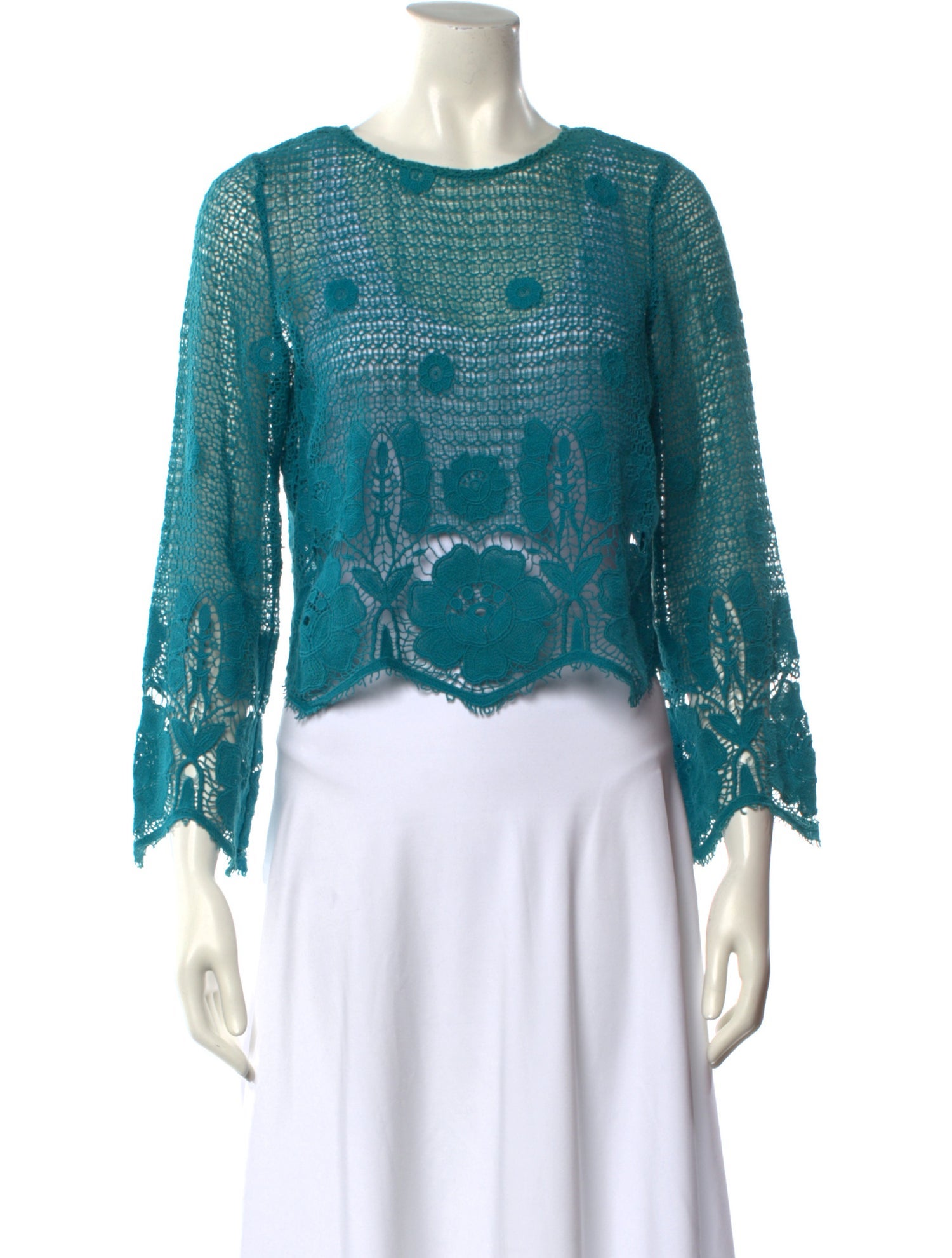 Miguelina Lace Pattern Crew Neck Crop Top