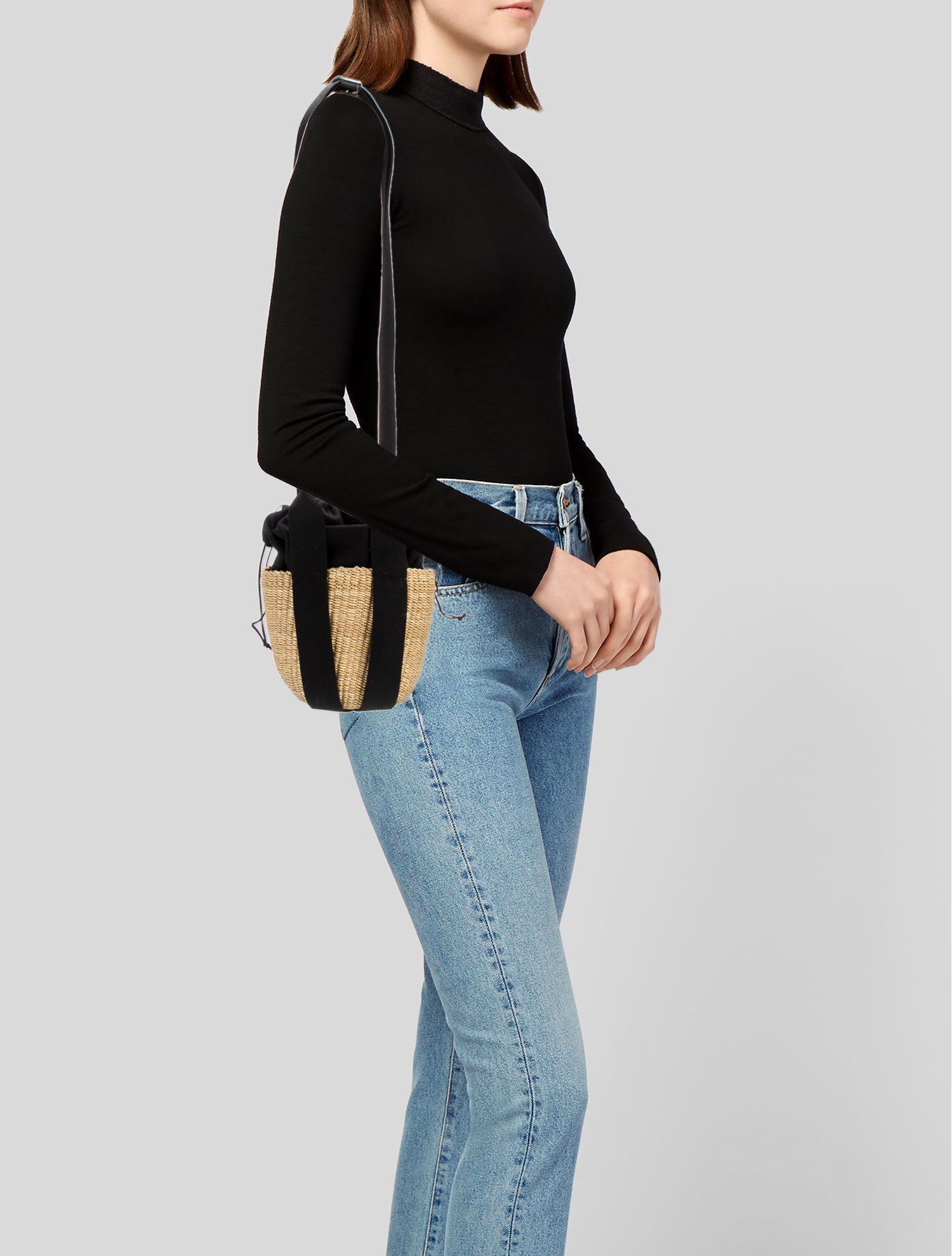 Muun Raffia Bucket Bag