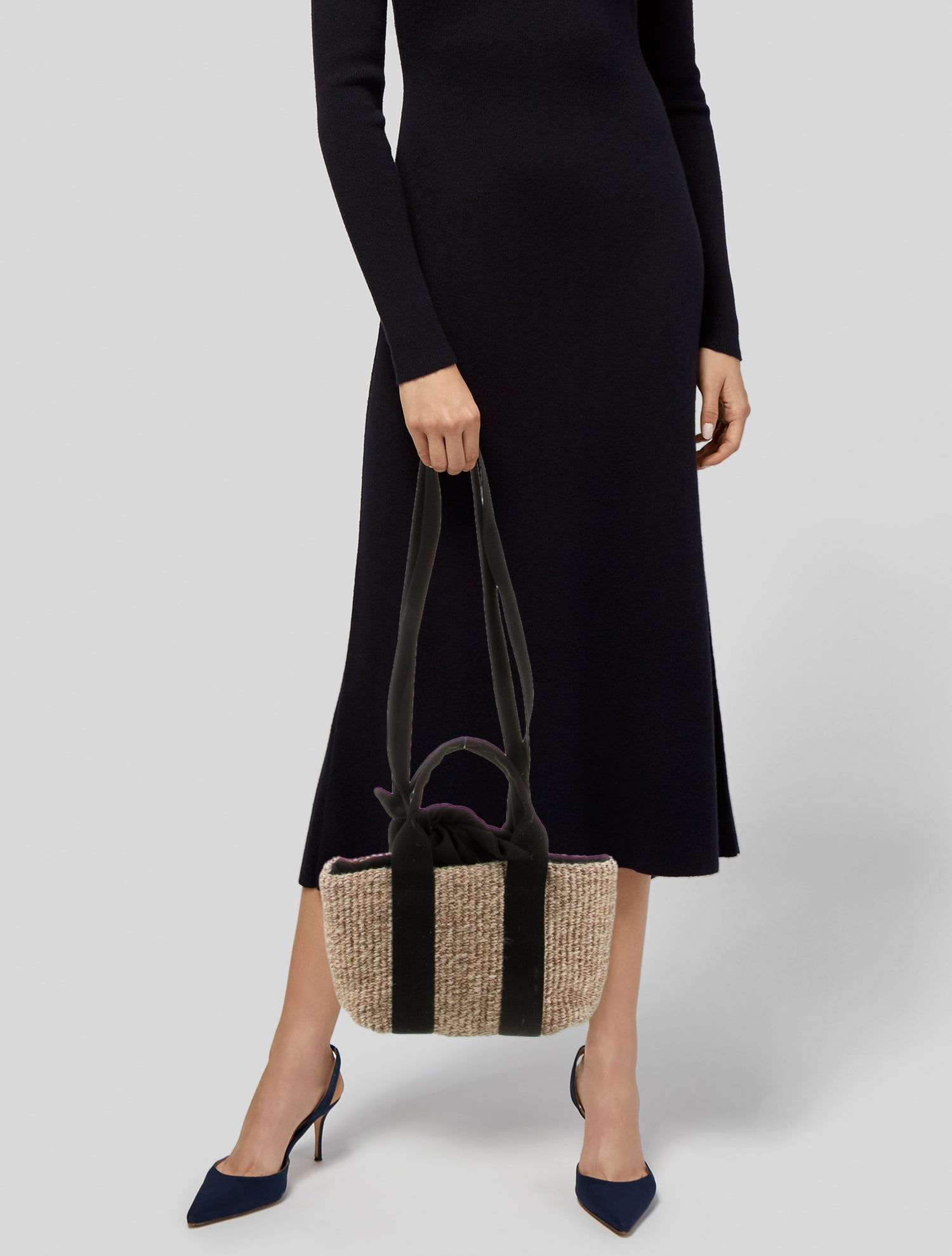 Muun Raffia Bucket Bag w/ Tags