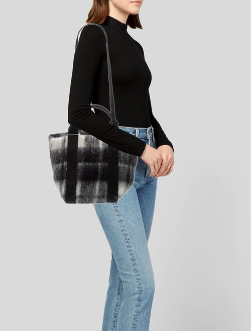 Muun Wool Bucket Bag