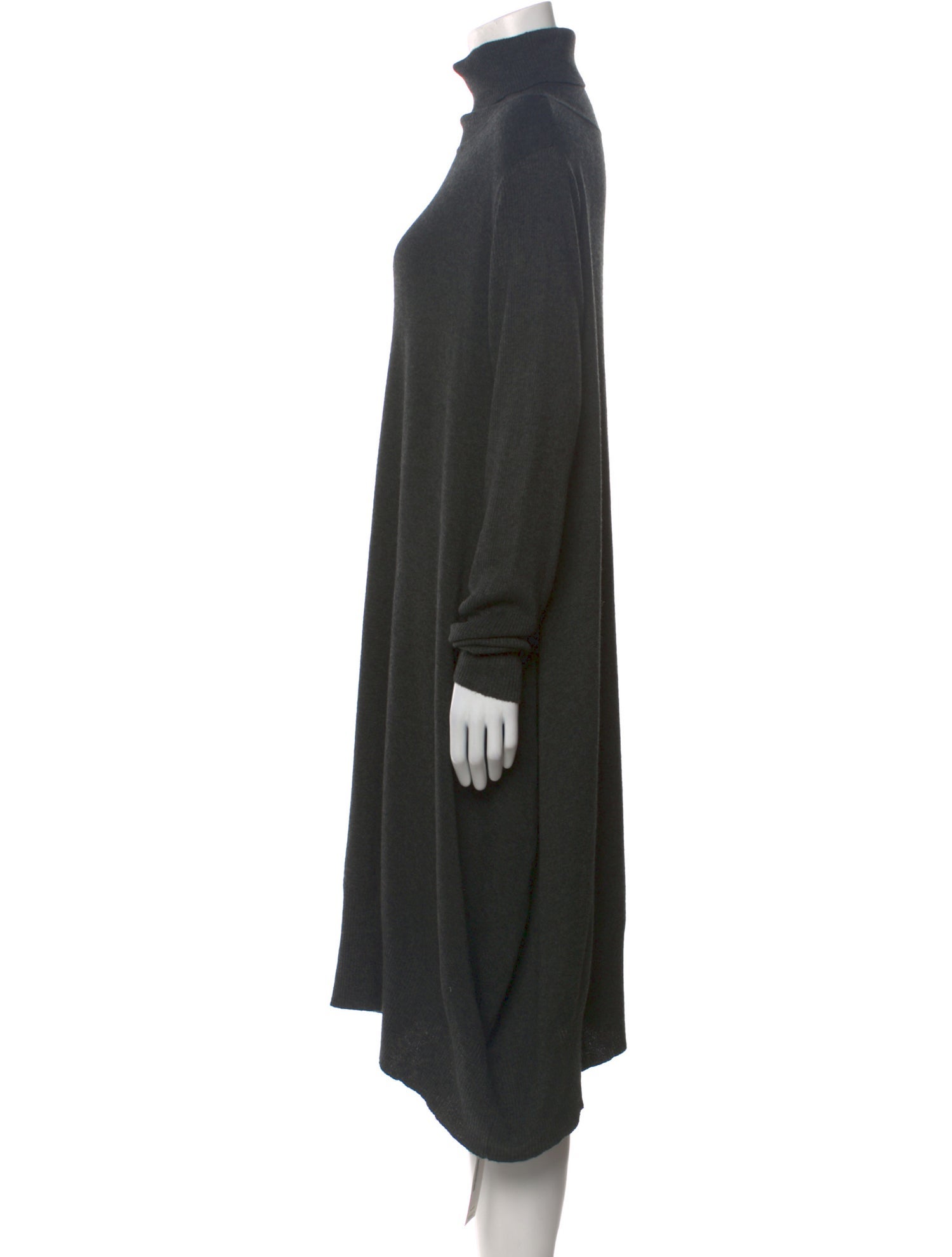 Moyuru Turtleneck Knee-Length Dress