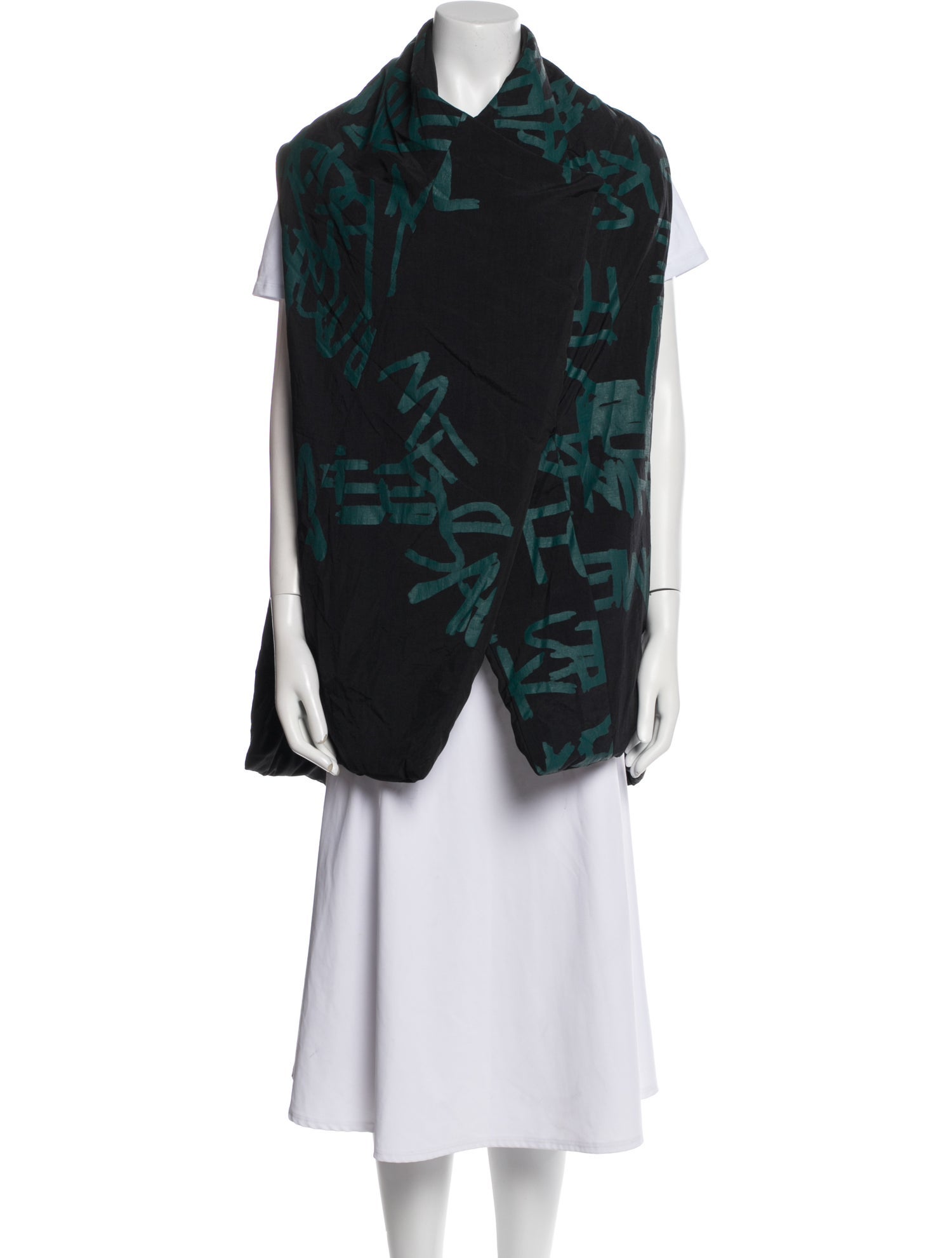 Moyuru Floral Print Vest