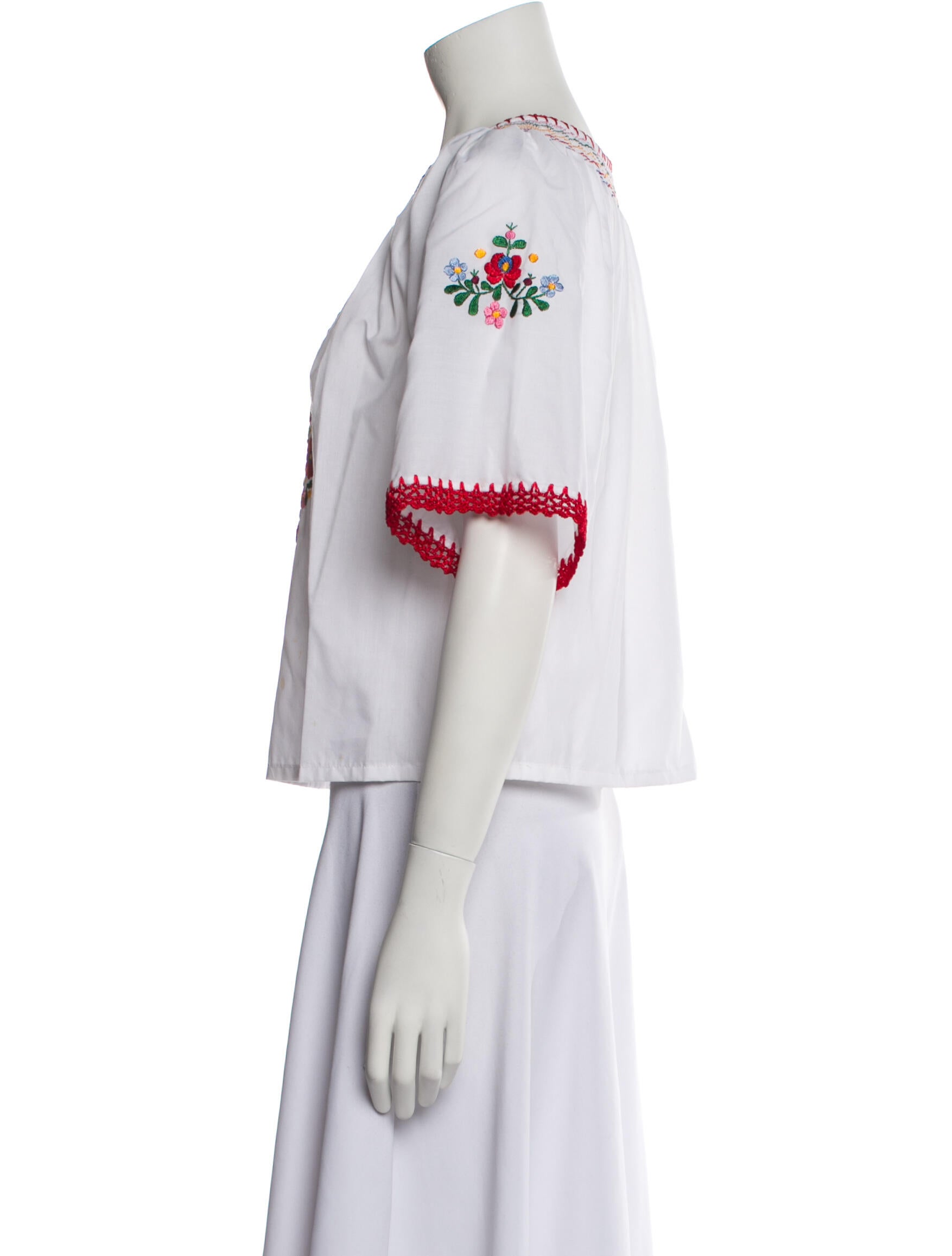 Muzungu Sisters Printed V-Neck Blouse