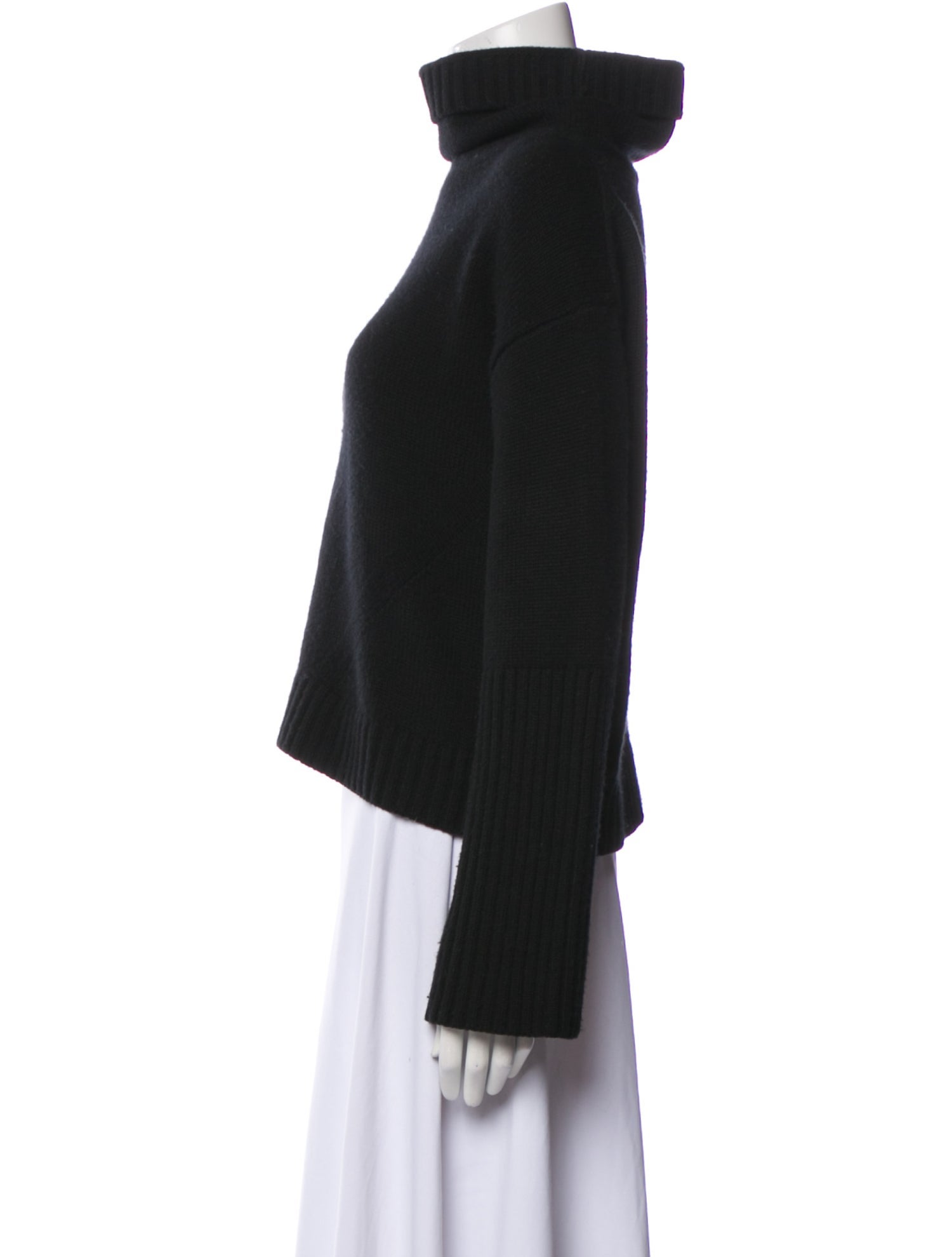 Nili Lotan Cashmere Turtleneck Sweater