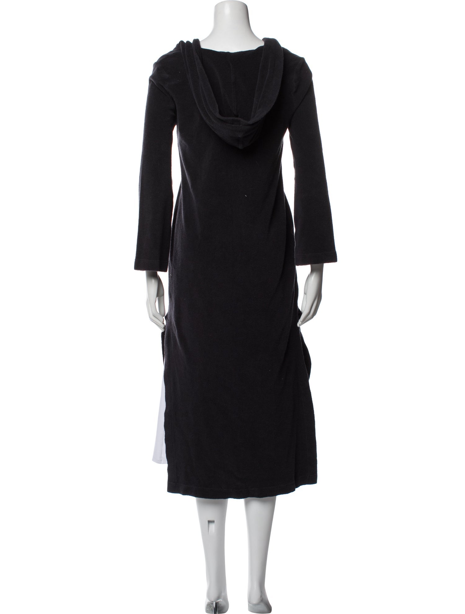 Nili Lotan Keyhole Accent Robe