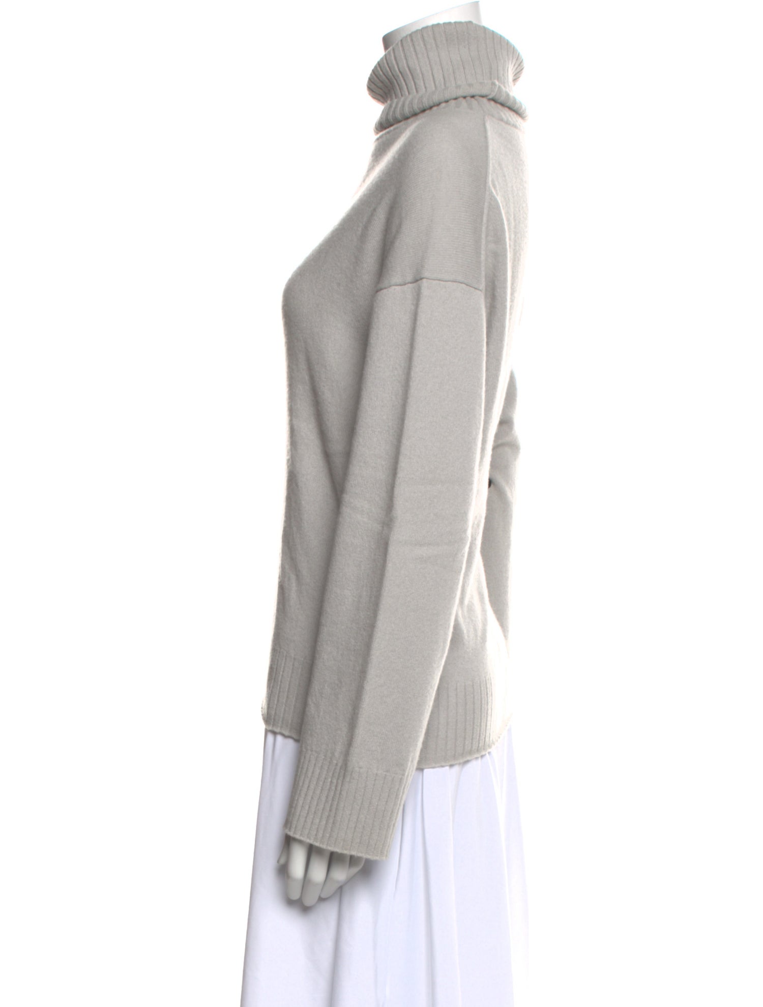 Nili Lotan Cashmere Turtleneck Sweater