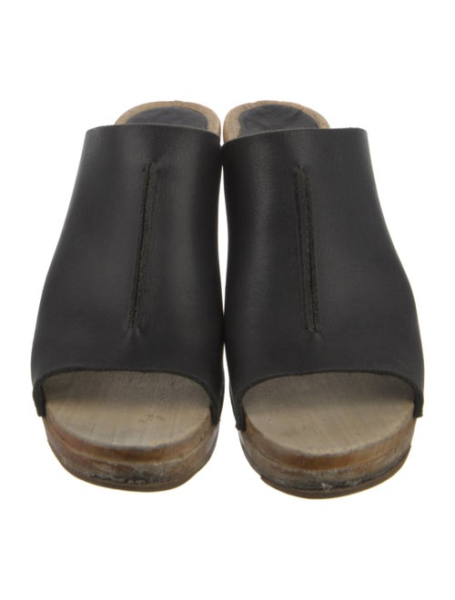 No.6 Leather Slides