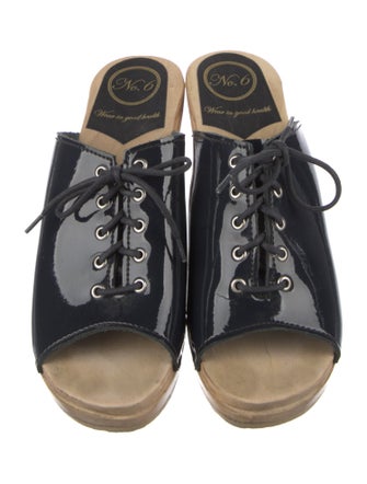 No.6 Patent Leather Slides