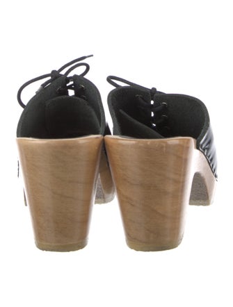 No.6 Patent Leather Slides