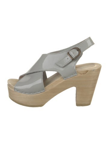 Pre-owned No.6 Patent Leather Cutout Accent Slingback Pumps In Grey