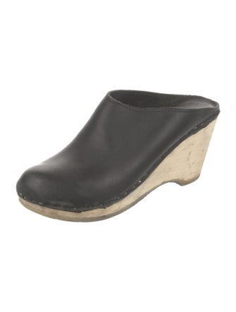 No. 6 Store Leather Mules