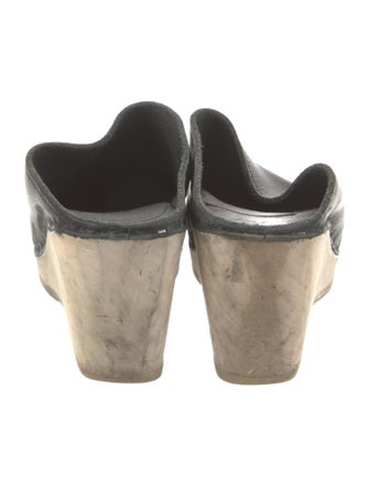 No. 6 Store Leather Mules