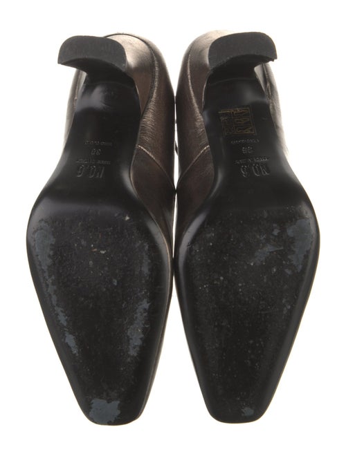 No. 6 Store Leather Pumps