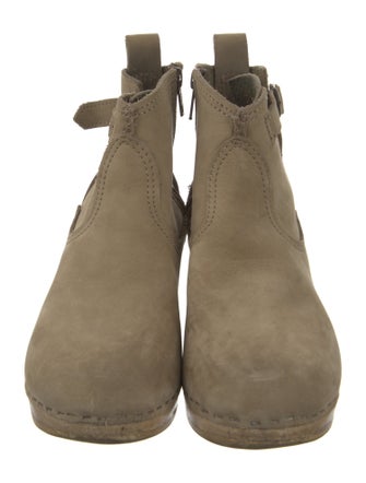 No. 6 Store Leather Boots