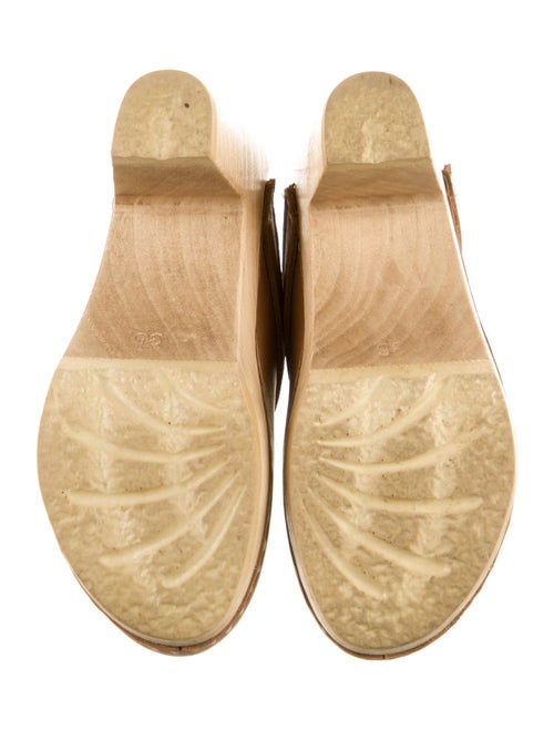 No. 6 Store Leather Mules