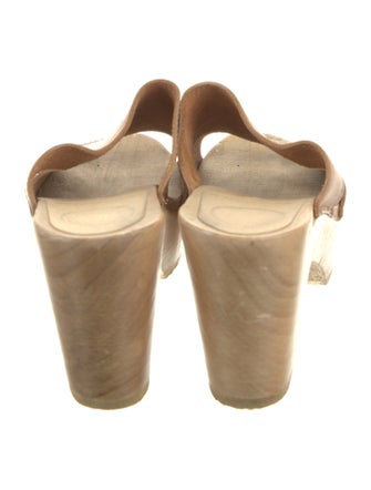 No. 6 Store Leather Slides