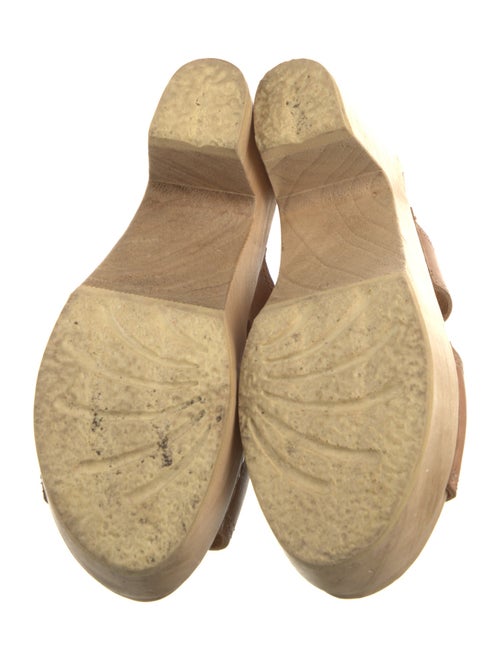 No. 6 Store Leather Slides