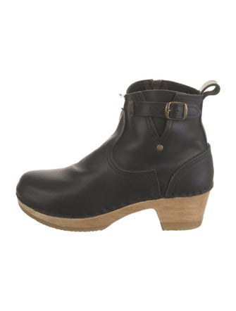 No. 6 Store Leather Boots
