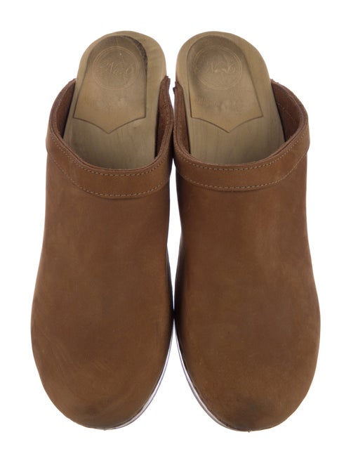 No. 6 Store Leather Mules