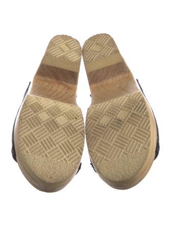 No. 6 Store Leather Slides