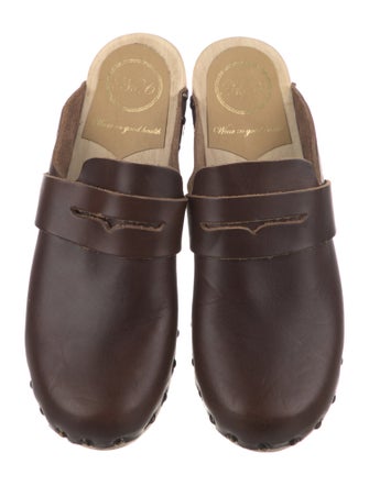 No. 6 Store Leather Mules