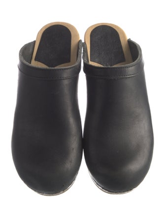 No. 6 Store Leather Mules